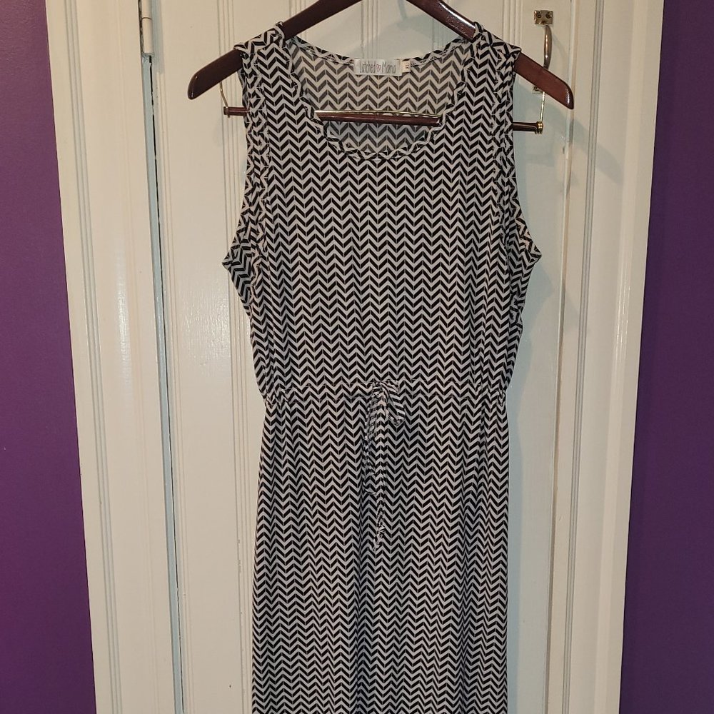 Latched Mama Drawstring Sleeveless Maxi Dress Black/White print